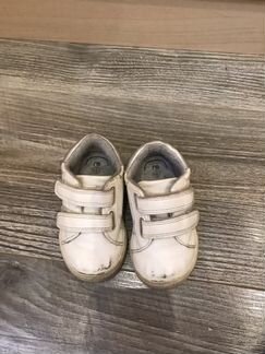 Кроссовки mothercare 19 размер