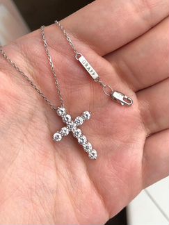 Крест Graff 1,8 карата