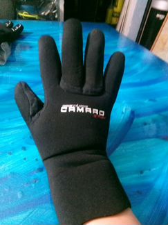 Неопреновые перчатки 5мм