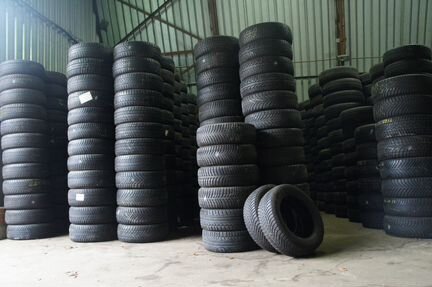 Зимние шины бу R18 225 50 18 Bridgestone RFT