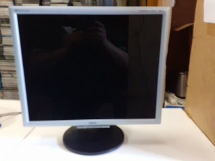 Монитор NEC MultiSync 90GX2