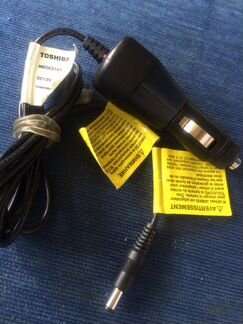 Автомобильный адаптер Toshiba 12v