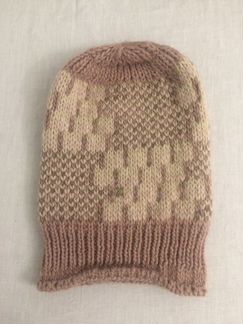 Новая шапка coccinelle