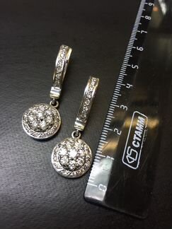 Изумительные бриллиантовые серьги